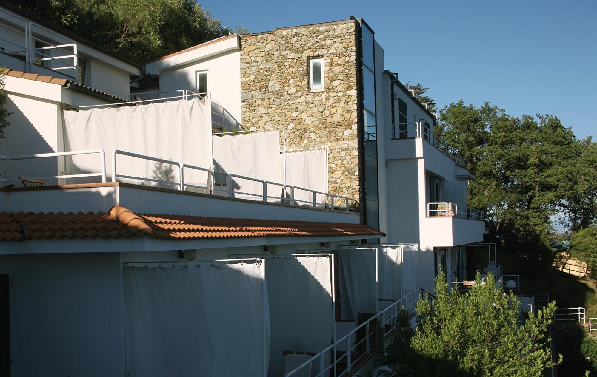 ברג'ג'י Hotel Claudio מראה חיצוני תמונה